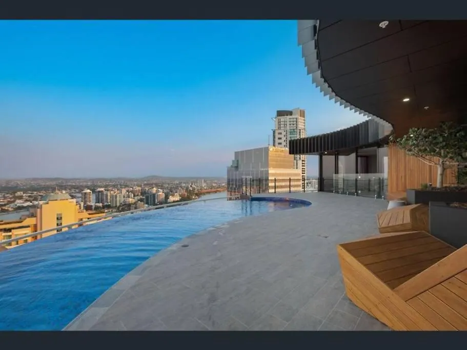 Apartment Lvl29 Rooftop Pool Carpark Netflix By Stylish Stays Brisbane Australia