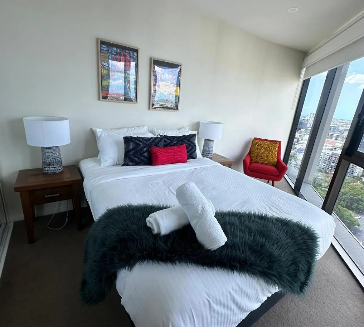 Lvl29 Rooftop Pool Carpark Netflix By Stylish Stays Brisbane Australia